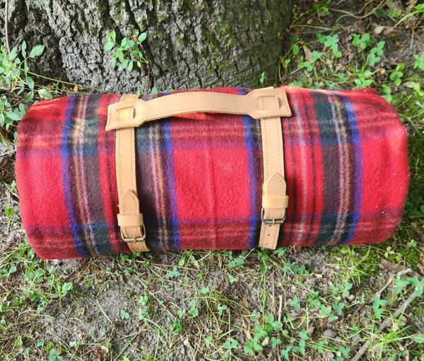 Wool Blanket Roll W/Leather Carrier Red Plaid Thermal Pro backed