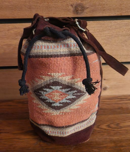 Southwest Bucket Bag Salmon