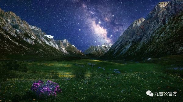 多美的星空，多蔚蓝的天空，多干净的空气，葱绿的草地，遍地的野花，宁静的大地....这就是世界之巅，喜马拉雅青藏高原。