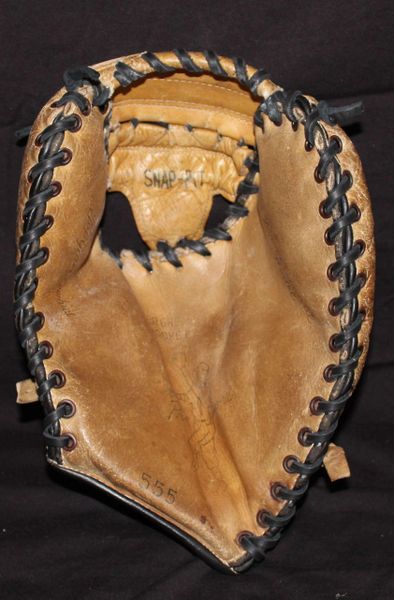 1st base mitt