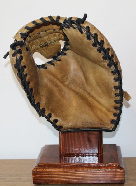 1st base mitt