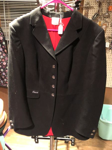 Pikeur black coat