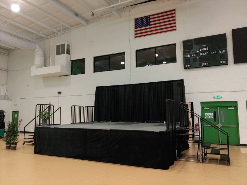 4ft_stage.jpeg