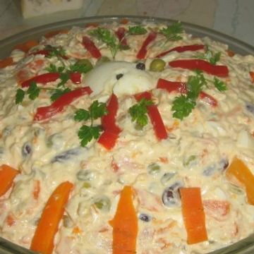 Salade Olivier / Oliver salad / Russian salad / Salade Russe