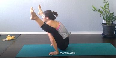 Firefly Pose, Tittibhasana