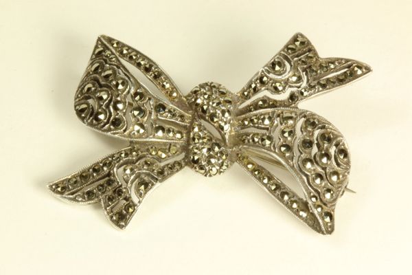 Silver and marcasite stock pin