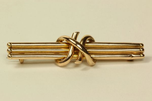 Gold stock pin
