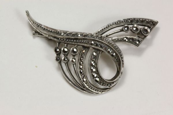 Silver and marcasite stock pin