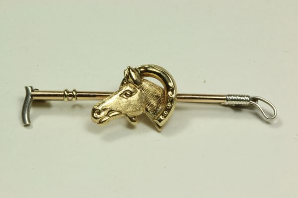Gold and silver hunting stock pin