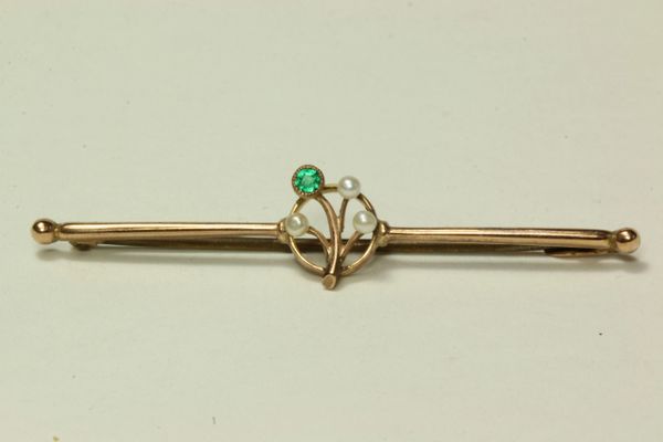 Gold emerald and seed pearl stock pin