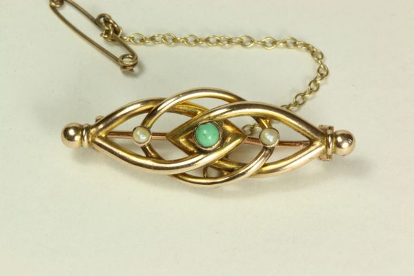 Gold turquoise and seed pearl stock pin
