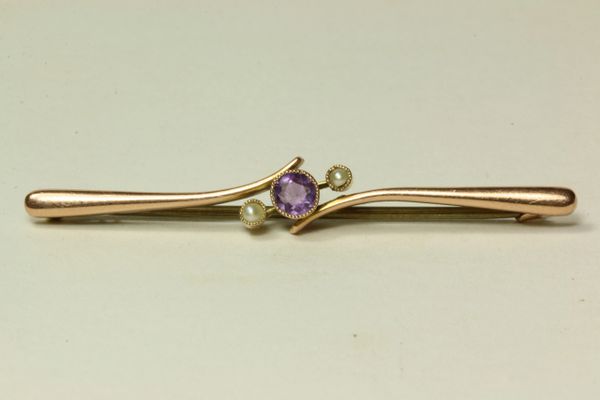 Gold amethyst and seed pearl stock pin