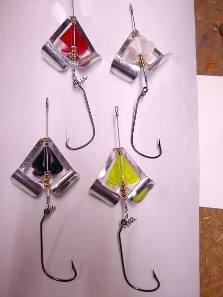 In-line buzz baits