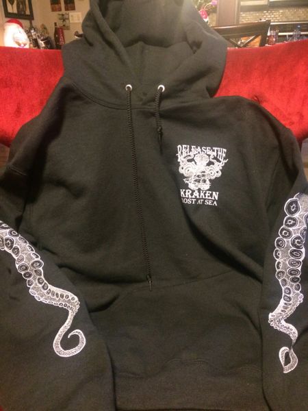  LFS Men's Kraken Hoodie : Clothing, Shoes & Jewelry