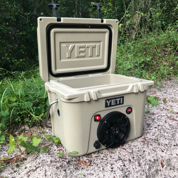 Roadie 24 Tan Cooler