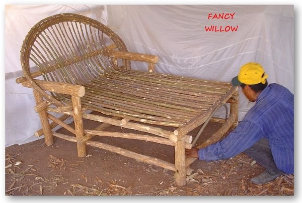 Sun Valley Country Home Décor: Tahoma Resort Lover's Chaise Lounge - Handcrafted Pool and Patio Furniture