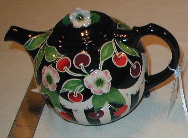 Cherry teapot round.