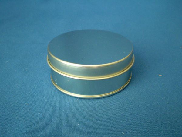 25 gram round tin Silver