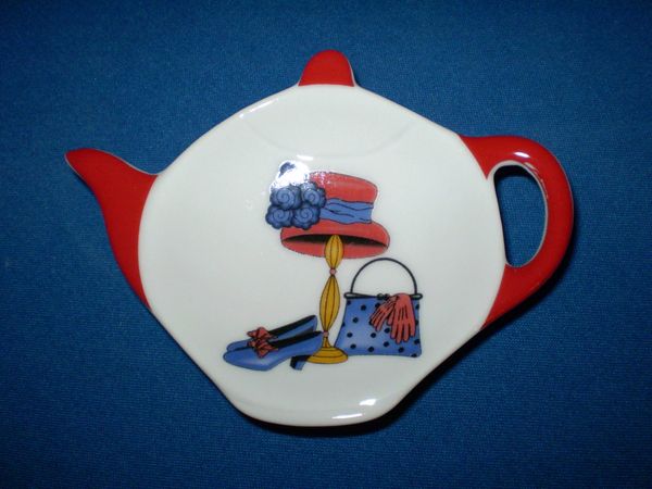 Red Hat tea caddy