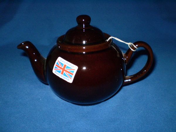 Brown Betty 2 cup tea pot