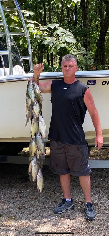 Broken Bow Lake Family Crappie Guide Service