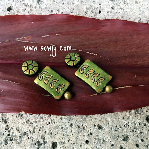 Fancy Squared Terracotta Medium Sized earrings in Light Green!!!!