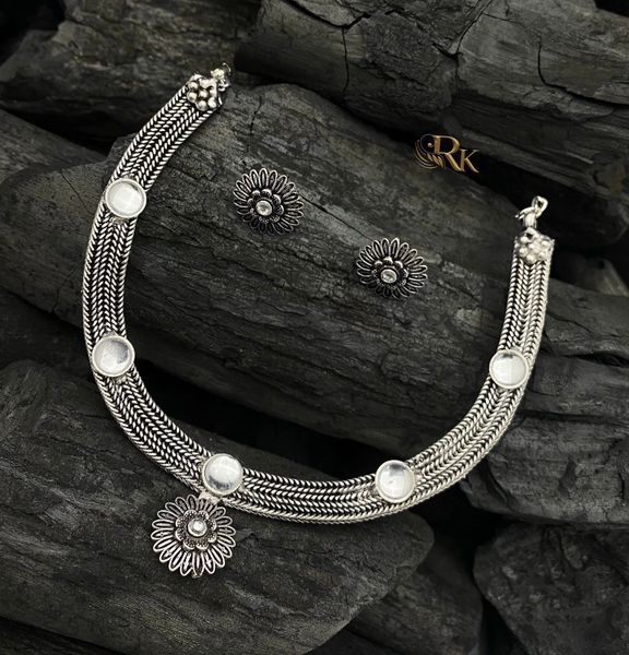 Simple Floral Oxidised Necklace with Flower Studs-White Stone!!!