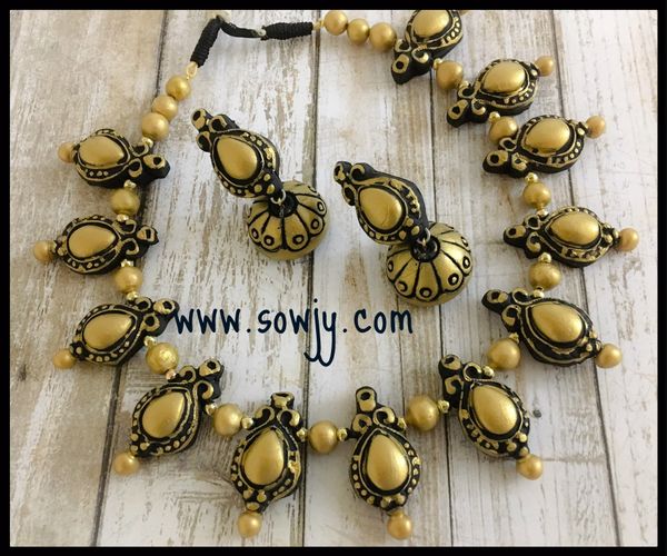 Antique Terracotta Choker set with medium Sized Jhumkas in Gold!!!!