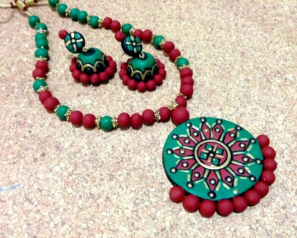 Red and Green terracotta Set!!!!