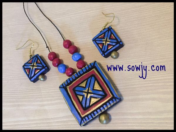 Squared Simple Pendant Set in Blue and Red combo!!!!