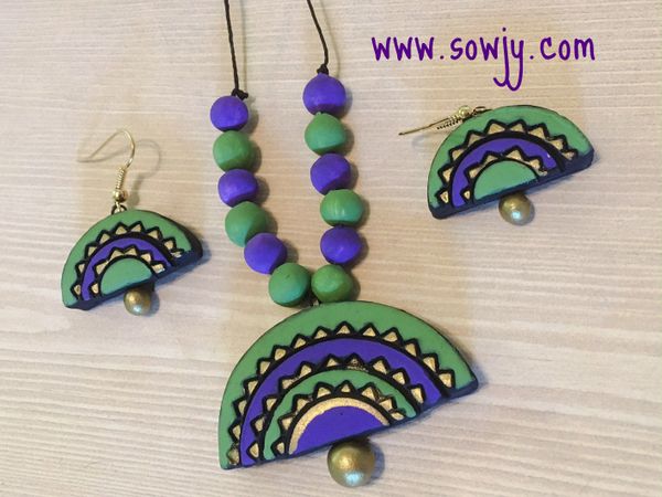 Semi Circled Trendy Simple pendant Set in Green and Purple!!!