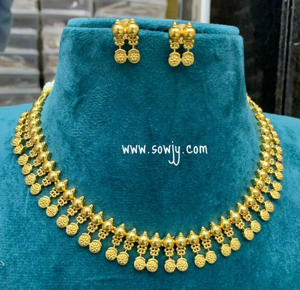 Simple and Elegant Gold Finish Necklace with Cute Earrings- NO Goddess or Animals Design!!!!