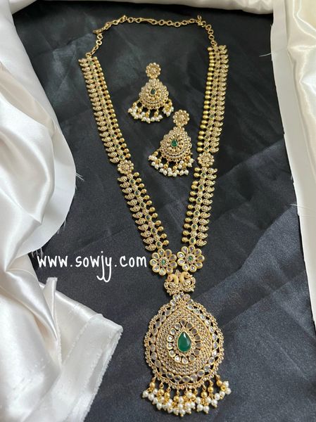 Grand Big Pendant Floral Design Long Gold Finish Raani Haaram with Big Light Weighted Earrings- Emerald Green !!!!