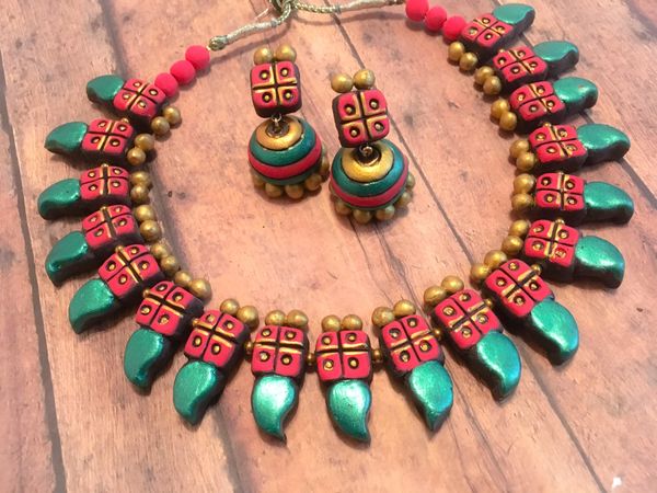 Grand Temple jewelry Style Terracotta Choker In red and Green with Medium Sized Jhumkas!!!
