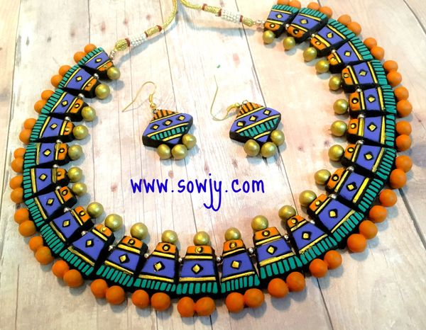 Grand Designer Choker Set in Shades of Blue,Green and Orange!!!