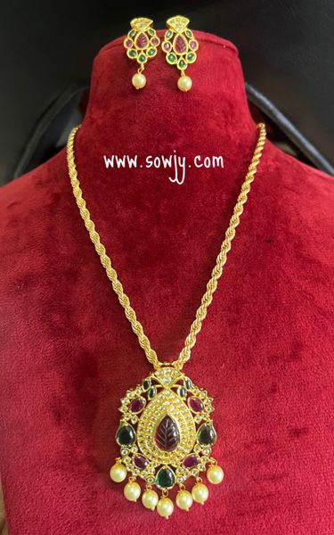 Gold Look Alike Real Kemp Stone Pendant in Designer Gold Twisted Chain with Earrings!!!
