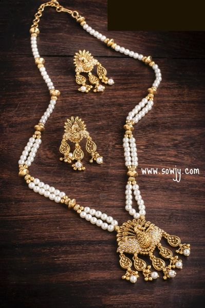 Lovely Peacock Gold Finish Embossed Pattern pendant in Two Layer of Agate Beads Designer Maala with Earrings- Pearl White!!!