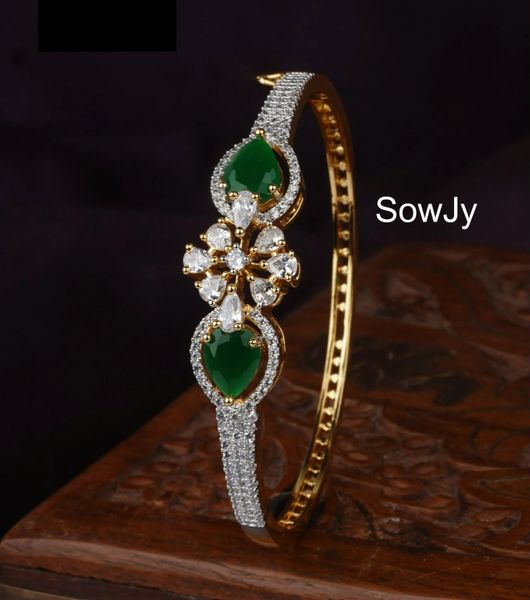 Green Floral Design Single Bangle-Open Type- Can Fit Upto 2.6!!!