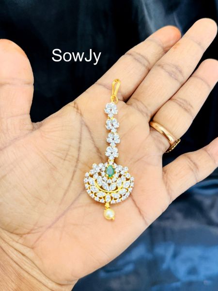 Lovely Diamond Look Alike Gold Finish Tikka- Green Stone- Design 5!!!!
