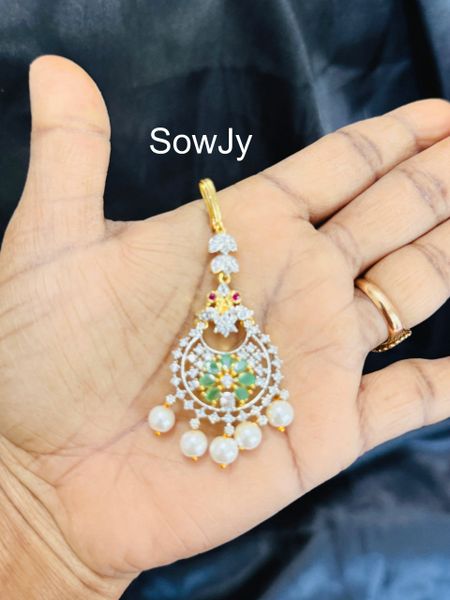 Lovely Diamond Look Alike Gold Finish Tikka- Green Stone- Design 8!!!!