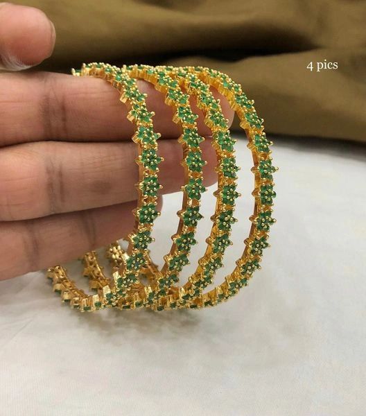 Beautiful Star Design Full Emerald Stones Bangles-Set of 4- Size 2.8!!!
