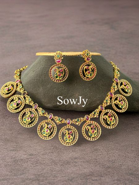 Beautiful Bottu Design Real Kemp Stone Peacock Gold Look ALike Necklace with matching Earrings!!!!