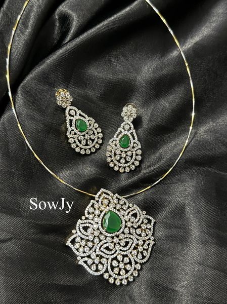 Diamond Look Alike Floral Pendant in Single Line Dual Tone Hasli Necklace with matching Earrings- Green Stone!!!