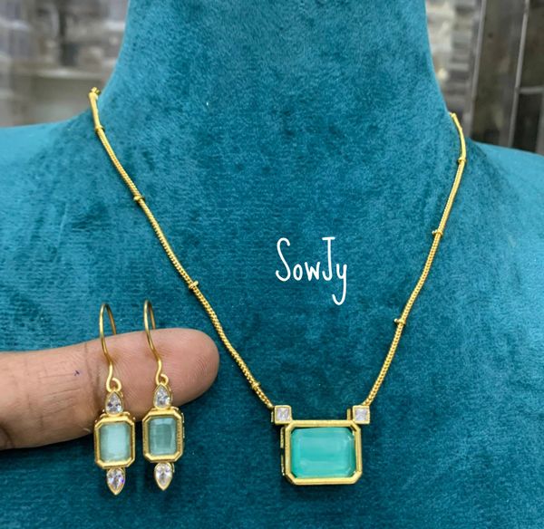 Simple and Elegant Monalisa Stone Pendant in Short Gold Designer Chain with Matching Hook Earrings- Mint Green!!!!