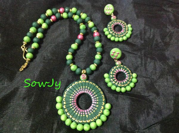 Light and Dark Green Chakra Set !!!