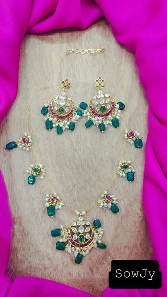 Jadau Replica Designer Real Kemp Stone Invisible Chain Pendant Sets with Matching Earrings-Design2 !!!!