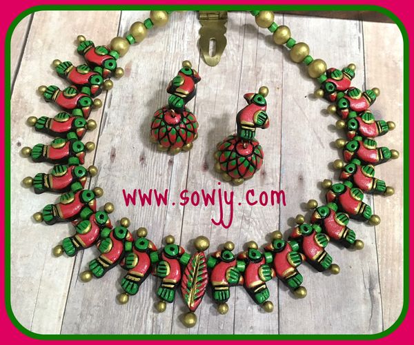 Lovely Handmade Terracotta Bird Set In Shades of Red and Green with Medium Sized Jhumkas!!!