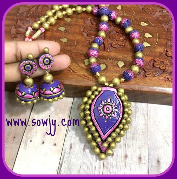 Grand Designer Leaf Shaped Double Layer Pendant Set with Large Sized Jhumkas!!!