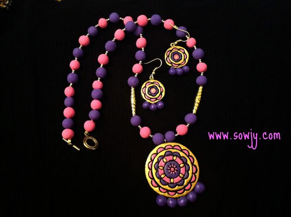Simple Floral Pendant Set in Shades of Pink and Purple!!!!!