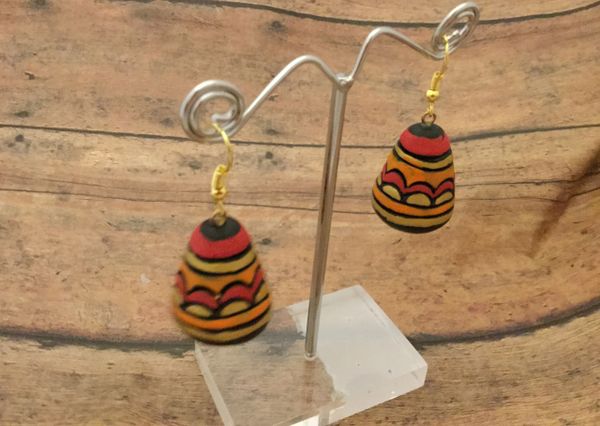 Medium Sized Jhumkas In Red and Orange!!!!!